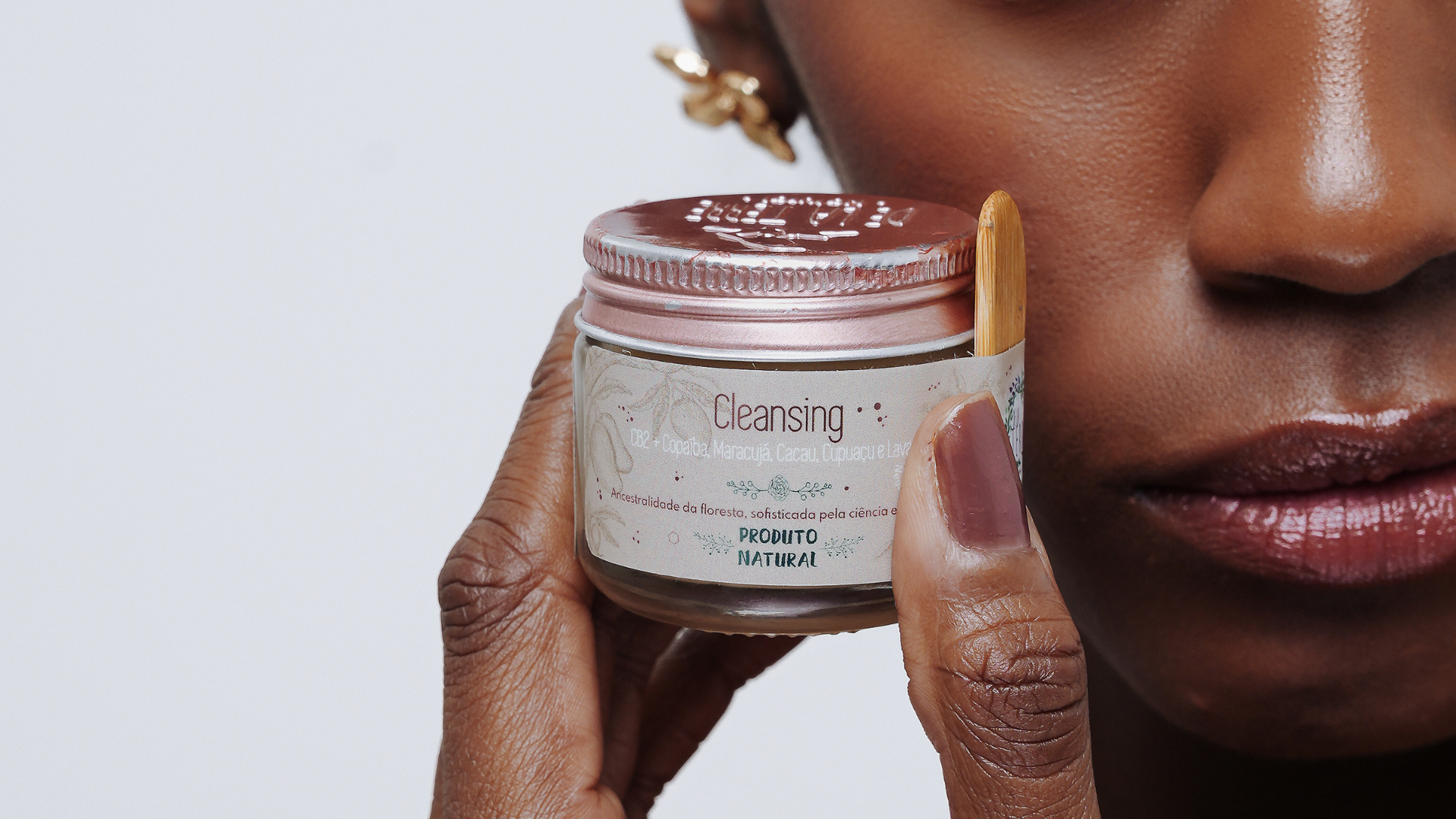 Cleansing De La Terre: Limpeza Profunda e Suave
