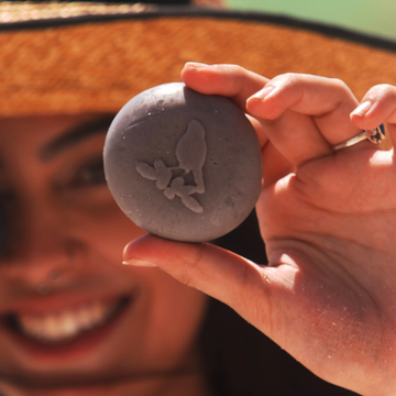 Champú sólido para cabello mixto y normal: limpia, hidrata y fortalece. — alternativa